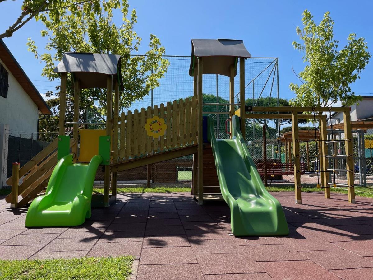 Camping Apuano Marina di Massa Bagian luar foto