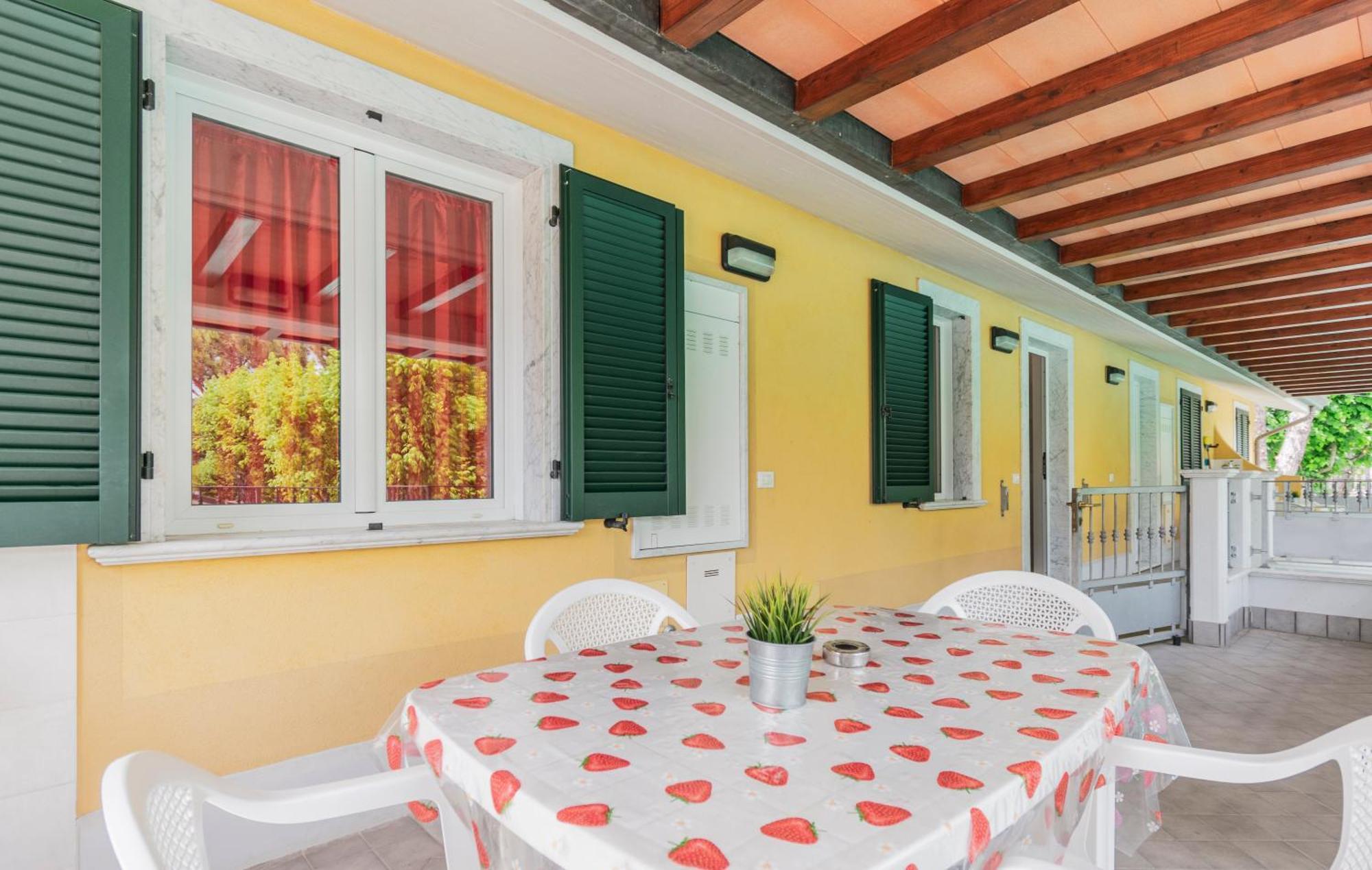 Camping Apuano Marina di Massa Bagian luar foto